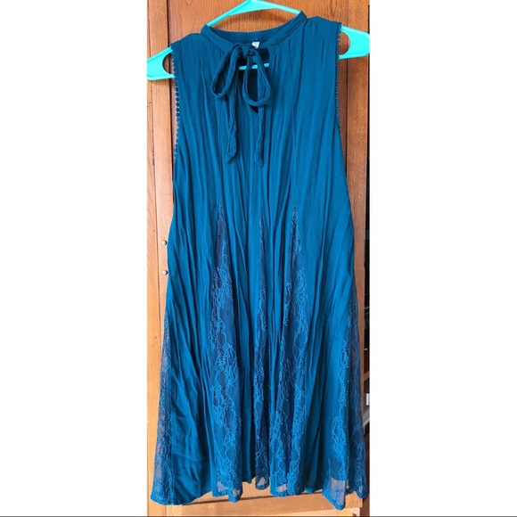 *SOLD* Xhilaration Tasteful Twirl Teal Short Lace Dress {Target / Size M / Used} - Picture 1 of 8